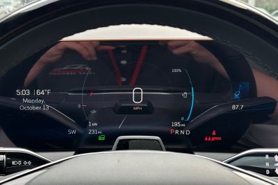 2025 Cadillac OPTIQ Luxury 2