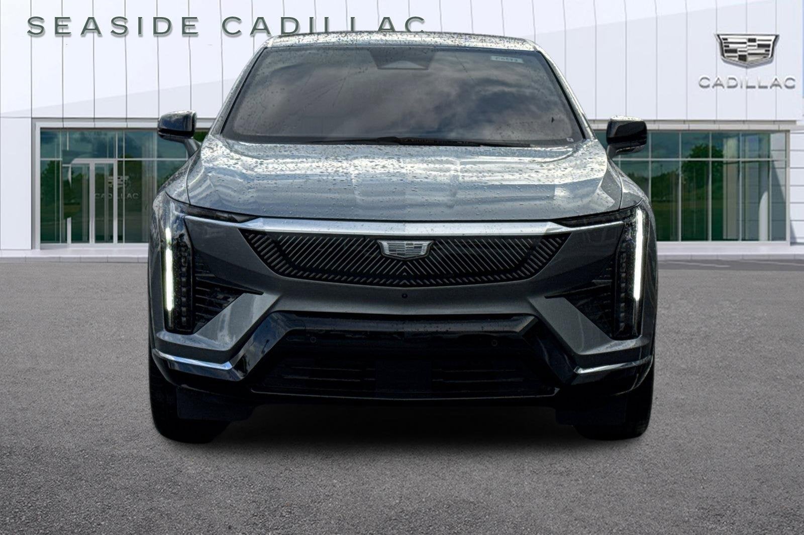 2025 Cadillac OPTIQ Luxury 2