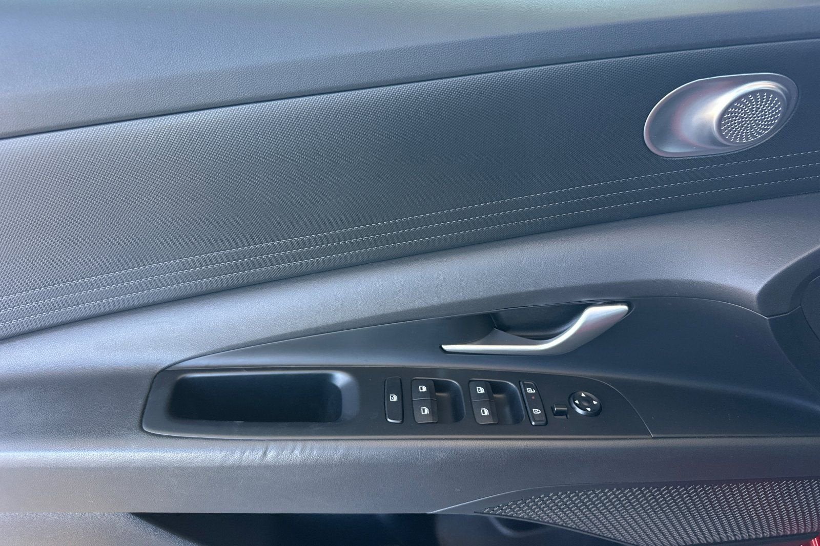 2024 Hyundai Elantra Hybrid Blue