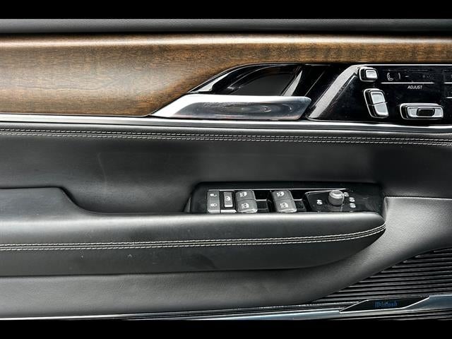 2022 Jeep Grand Wagoneer Series II