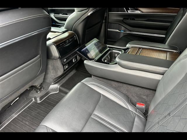 2022 Jeep Grand Wagoneer Series II