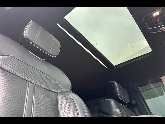 2022 Jeep Grand Wagoneer Series II
