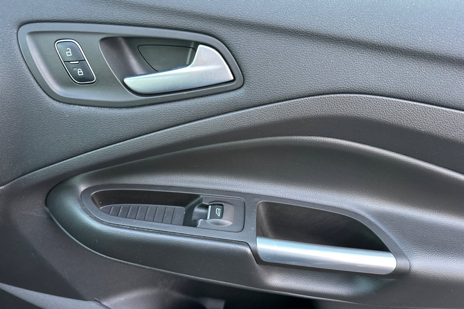 2017 Ford C-Max Energi SE