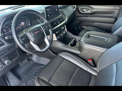 2022 GMC Yukon XL SLT