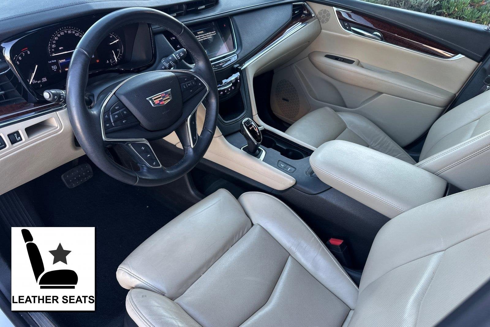 2017 Cadillac XT5 Premium Luxury FWD