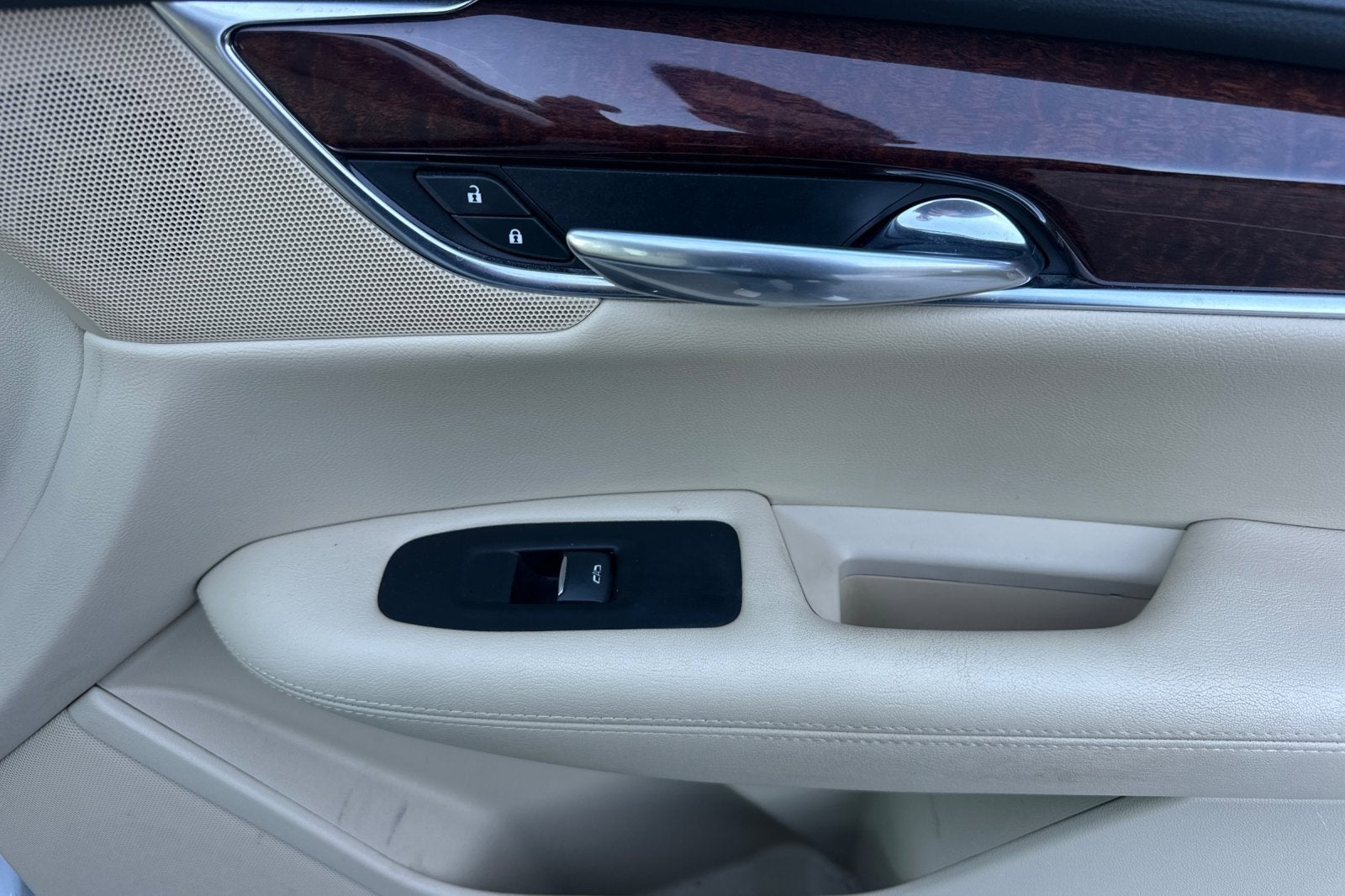 2017 Cadillac XT5 Premium Luxury FWD