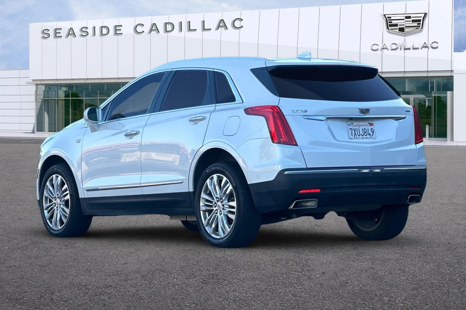 2017 Cadillac XT5 Premium Luxury FWD