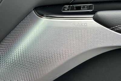 2025 Cadillac LYRIQ Sport 2