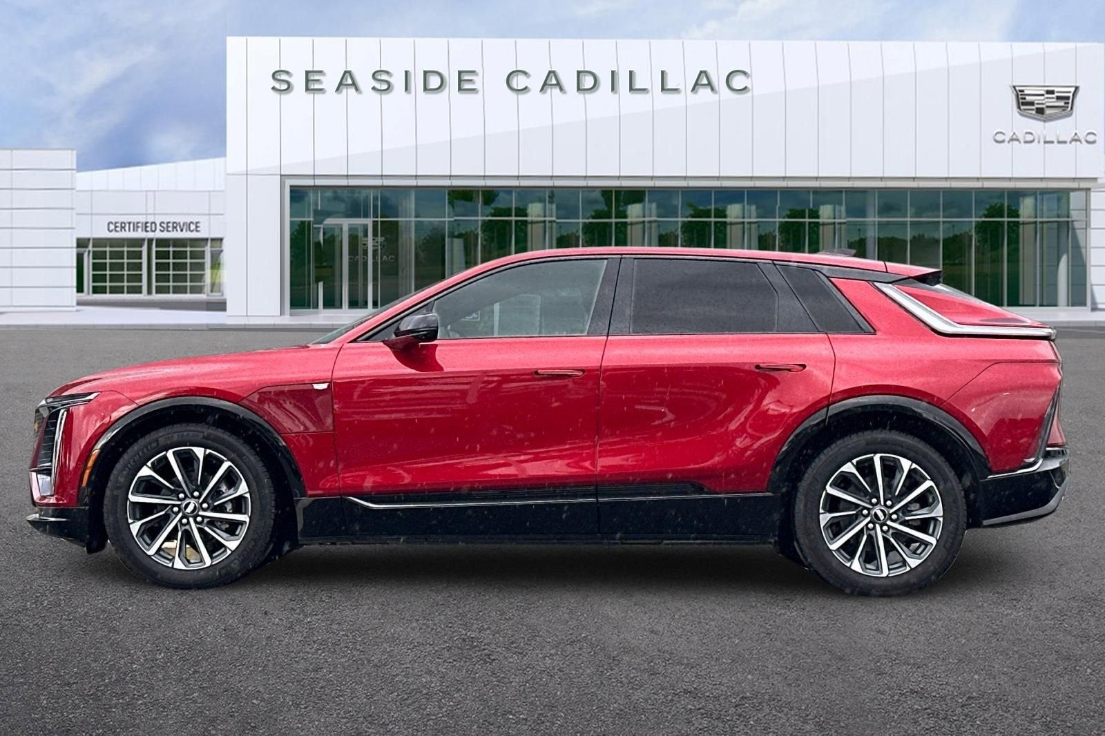 2025 Cadillac LYRIQ Sport 2