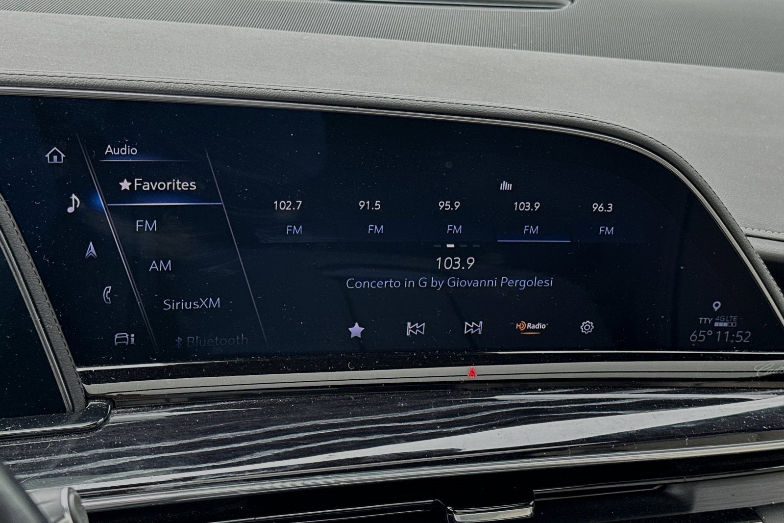 2023 Cadillac Escalade ESV Sport