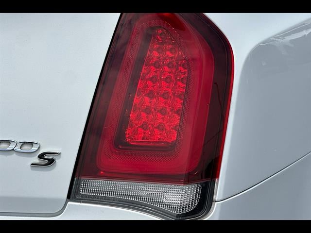 2019 Chrysler 300 300S