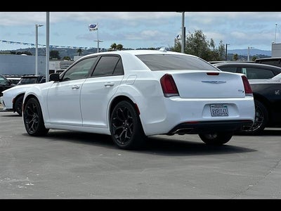 2019 Chrysler 300 300S