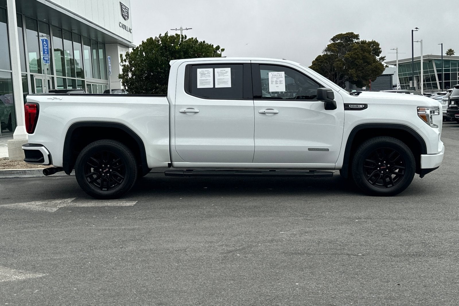 2022 GMC Sierra 1500 Limited Elevation