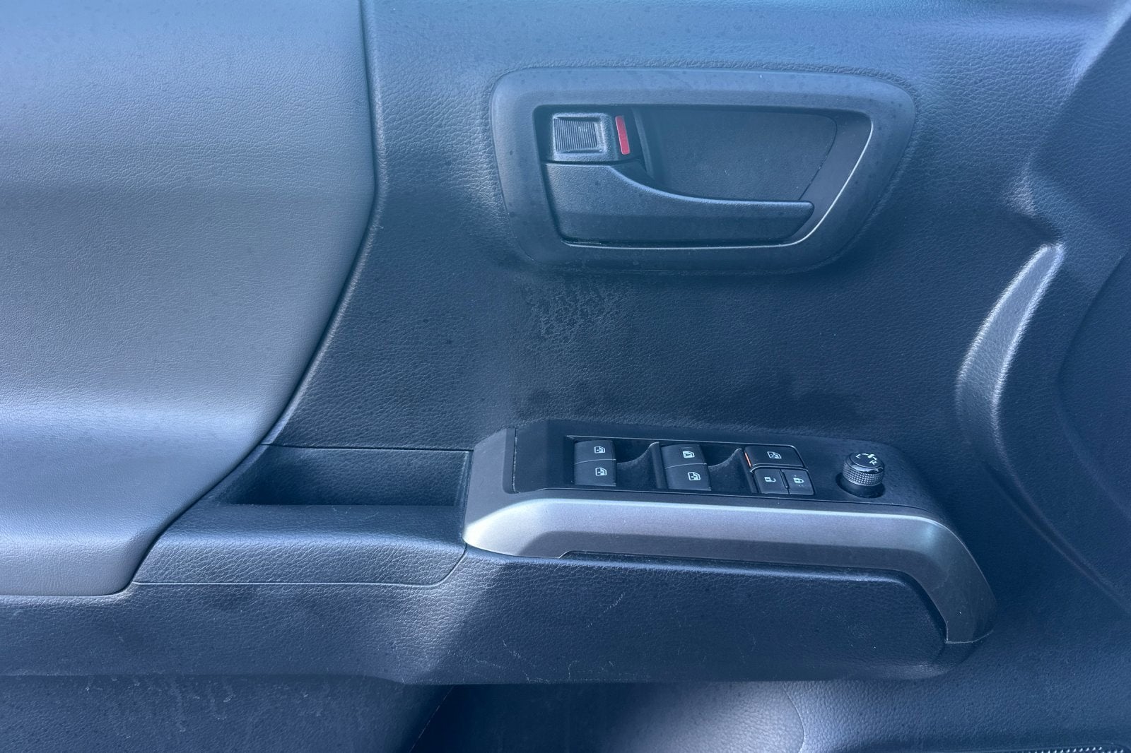 2021 Toyota Tacoma 4WD SR