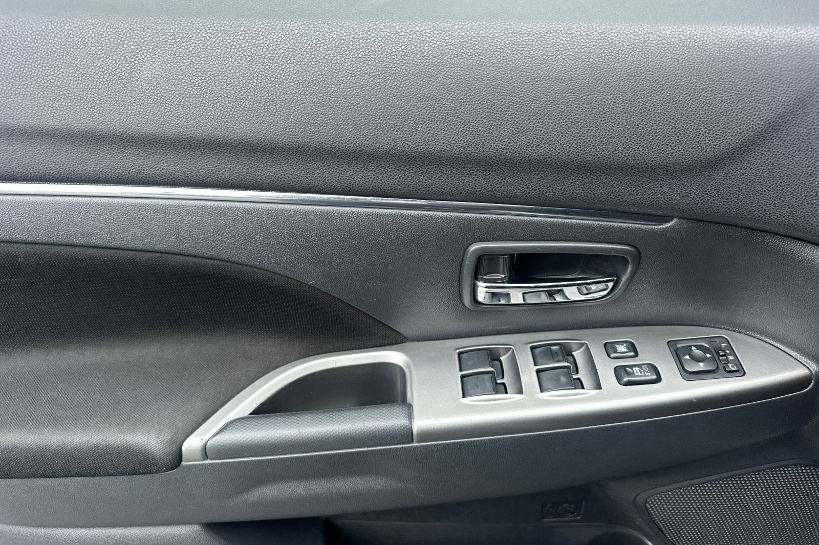 2020 Mitsubishi Outlander Sport SE 2.0