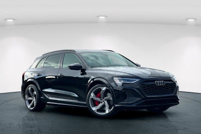 2024 Audi SQ8 e-tron Prestige