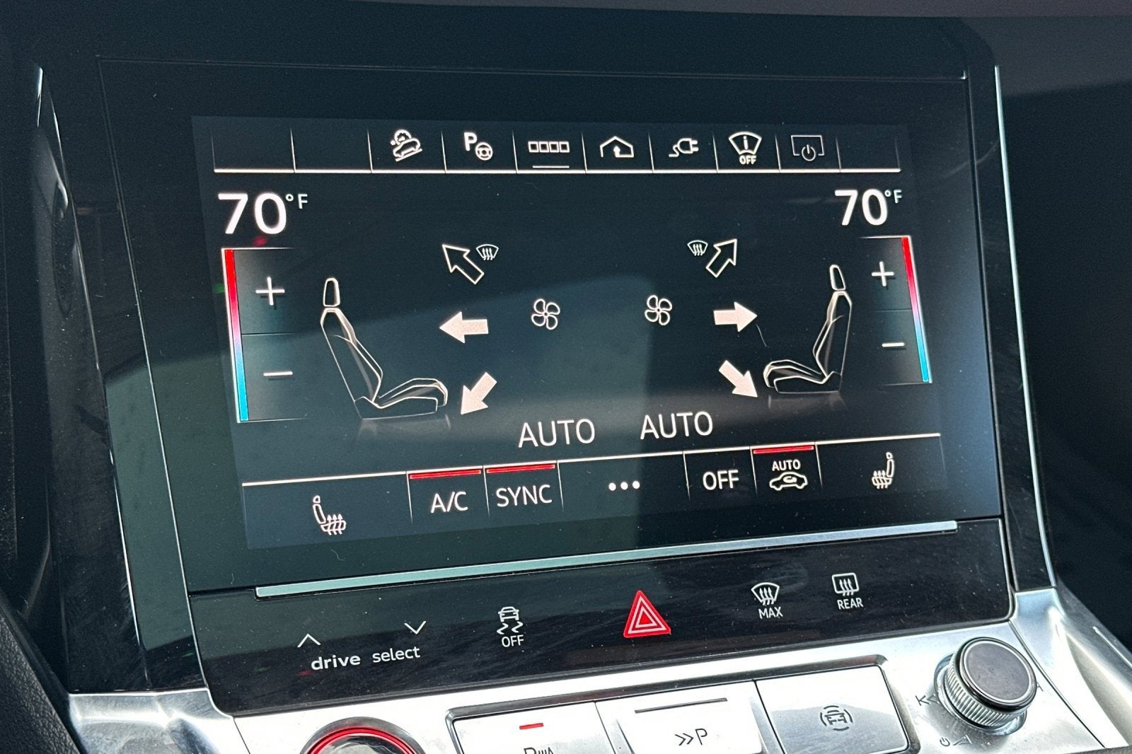 2024 Audi SQ8 e-tron Prestige