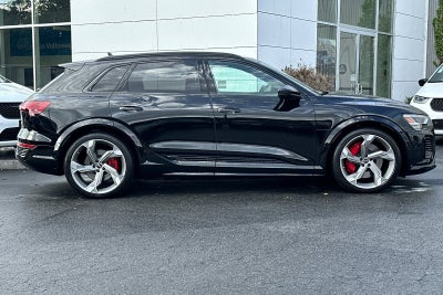 2024 Audi SQ8 e-tron Prestige