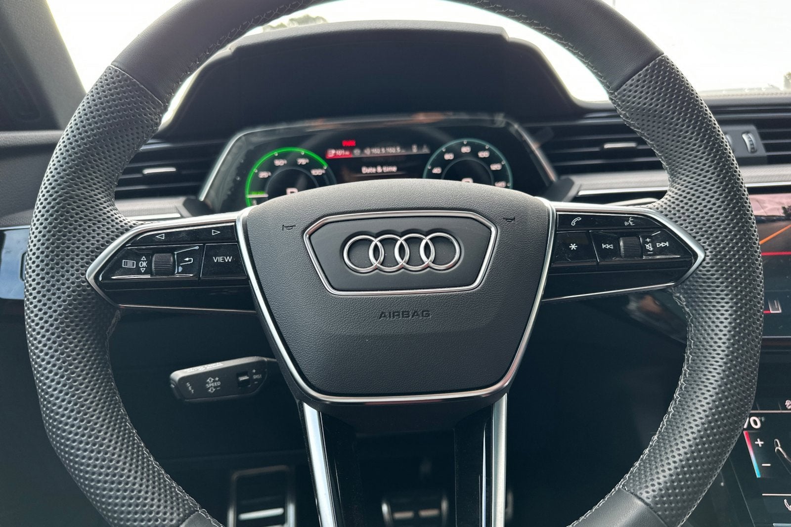 2024 Audi SQ8 e-tron Prestige