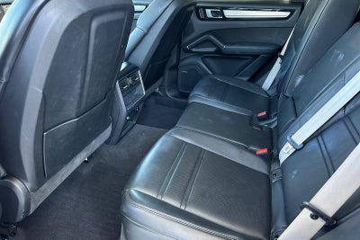 2023 Porsche Cayenne S