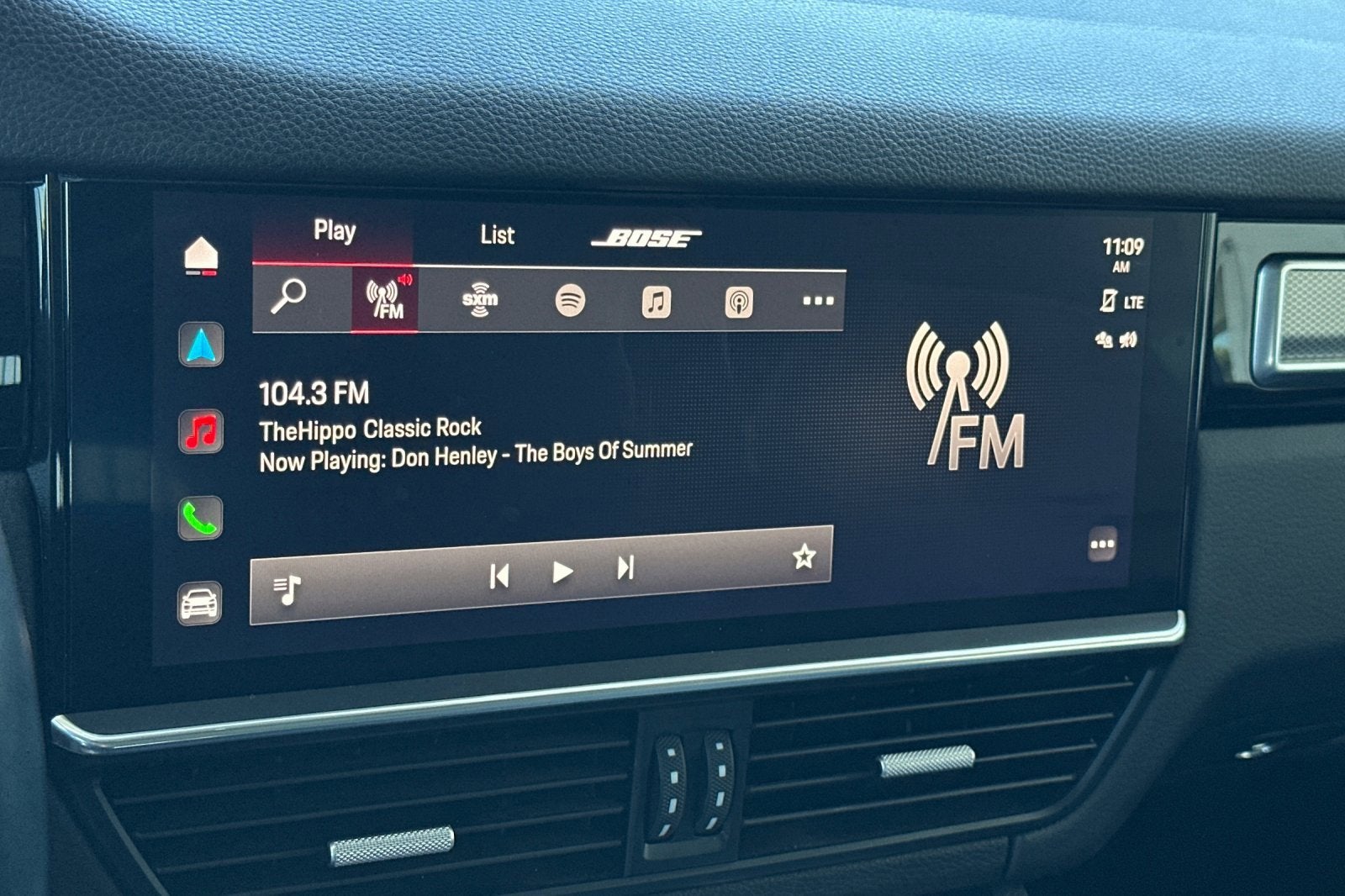 2023 Porsche Cayenne S